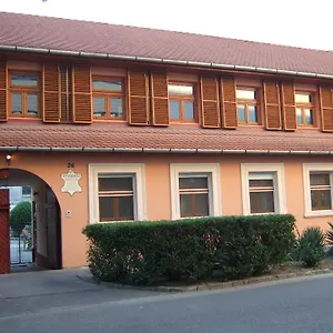 Timarhaz Panzio Nocleg ze śniadaniem Segedyn